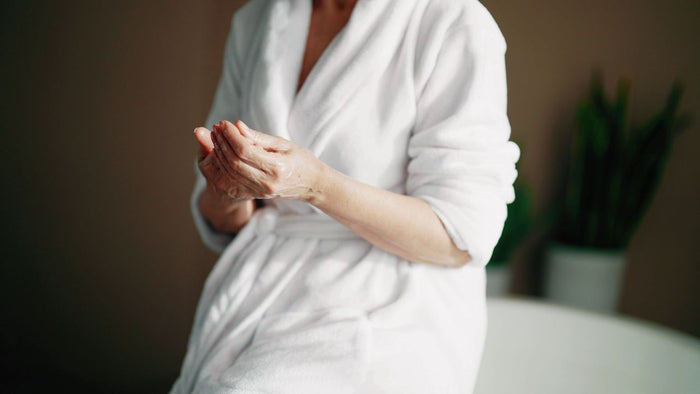 Stretch Marks & Cellulite: Here’s What’s Normal (and What Can Help) - Vitauthority